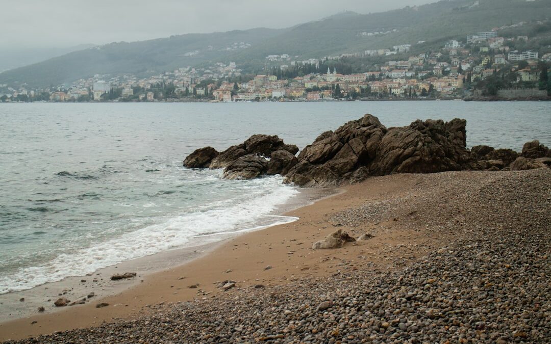 Kindvriendelijke stranden in Rijeka: veilige opties