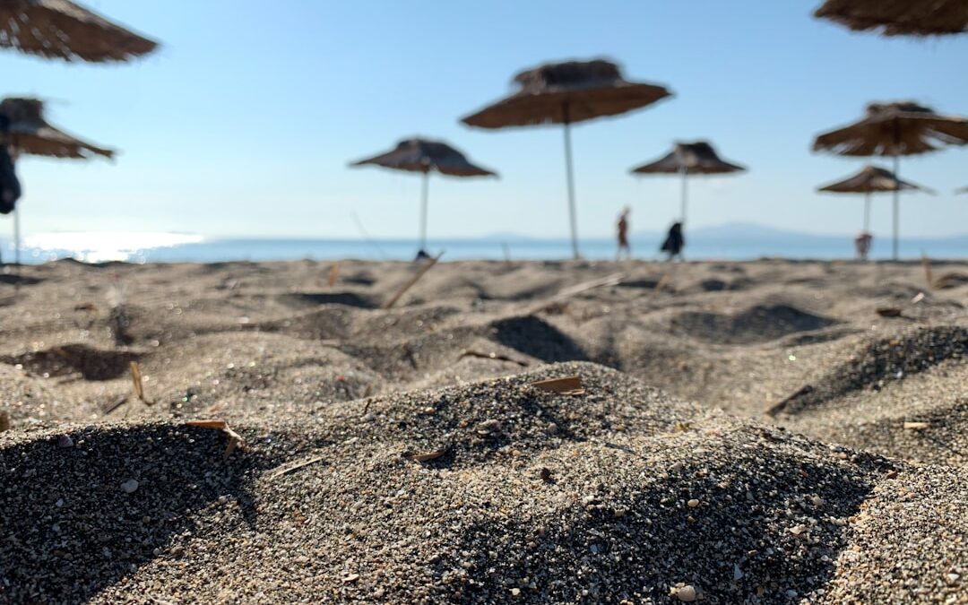 Pećine Beach: waarom dit strand zo geliefd is