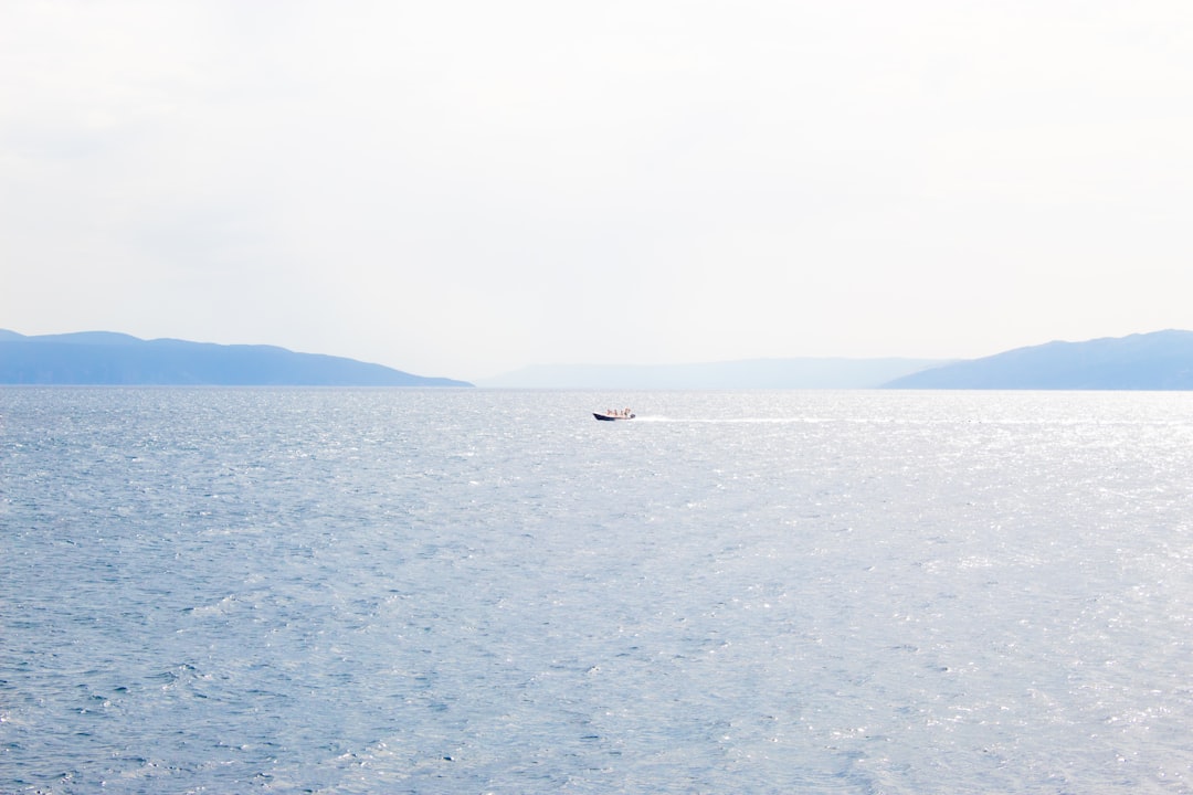 Hoe kom je van Rijeka naar de stranden?